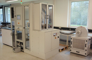 Bruker Q8 CORONADO � Analysis Automation for Foundries and Steel Plants
