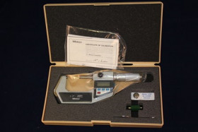 Mitutoyo Digital Micrometer 1-2"