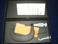 Brown & Sharpe Micrometer 2-3"