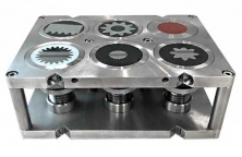 Wilson 6x Self Leveling Vise for Round Samples